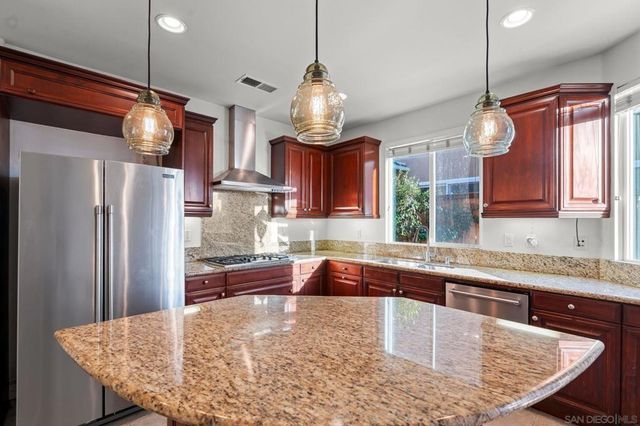 417 N Cedros Ave, Solana Beach, CA 92075