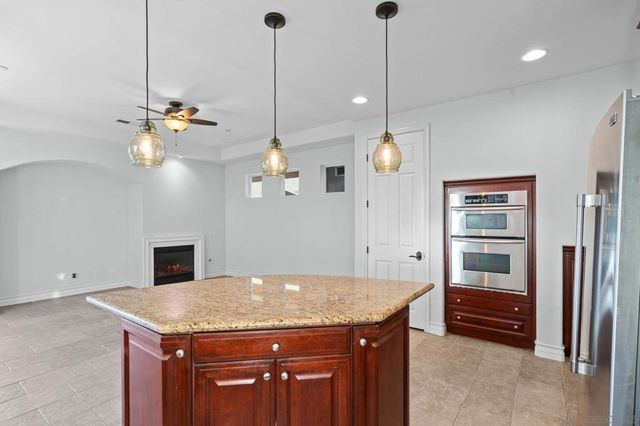 417 N Cedros Ave, Solana Beach, CA 92075