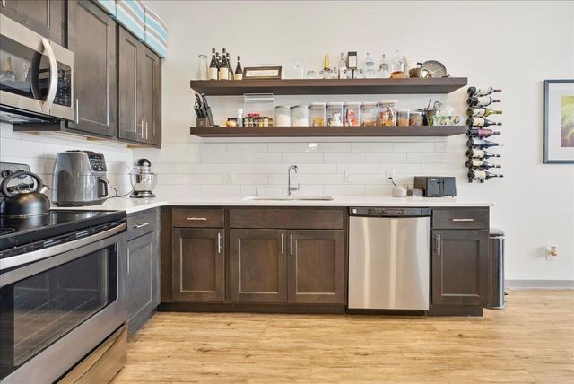 250 State St Apt 406, Cedar Falls, IA 50613