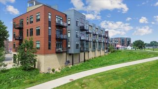 250 State St Apt 406, Cedar Falls, IA 50613