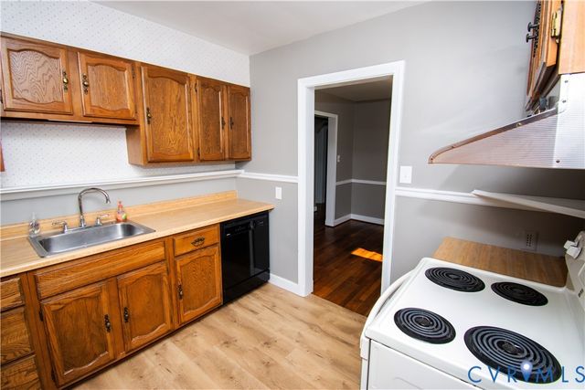6800 Three Chopt Rd, Richmond, VA 23226