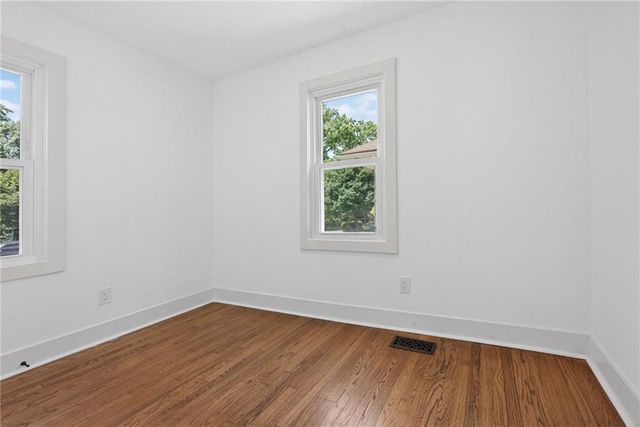110 W 79th Terrace, Kansas City, MO 64114