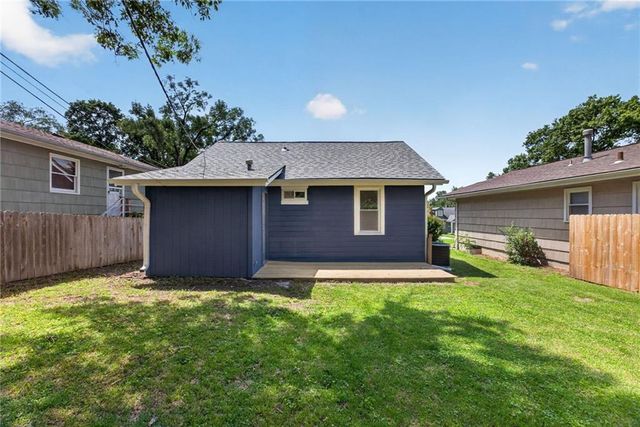 110 W 79th Terrace, Kansas City, MO 64114