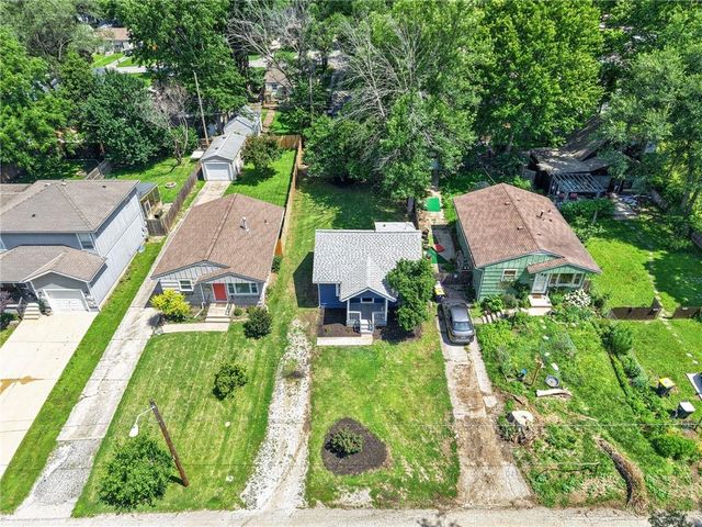 110 W 79th Terrace, Kansas City, MO 64114