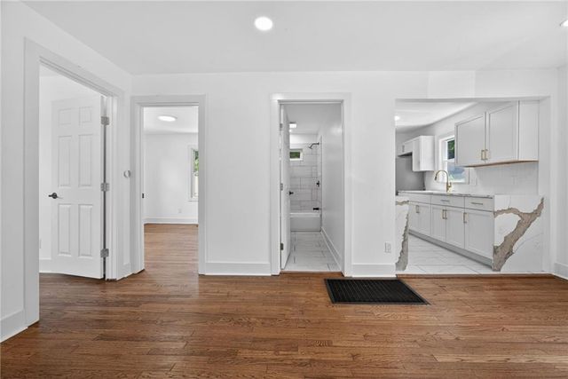 110 W 79th Terrace, Kansas City, MO 64114