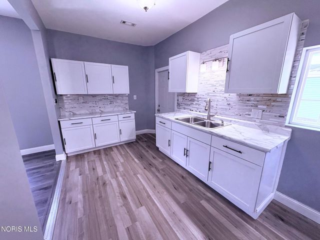 832 Bartley Place, Toledo, OH 43609