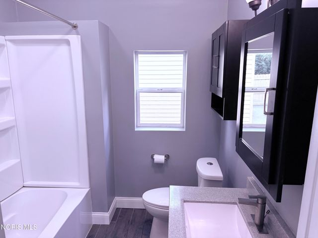 832 Bartley Place, Toledo, OH 43609