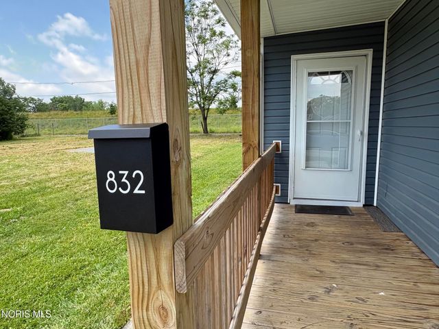 832 Bartley Place, Toledo, OH 43609