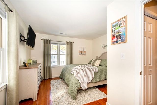 16 Holly Ct 16, Rockland, MA 02370