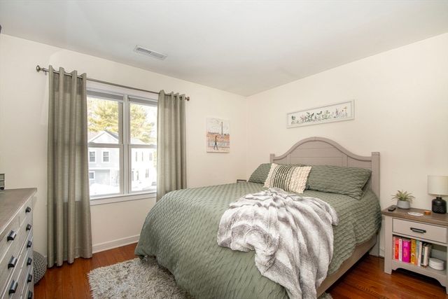 16 Holly Ct 16, Rockland, MA 02370