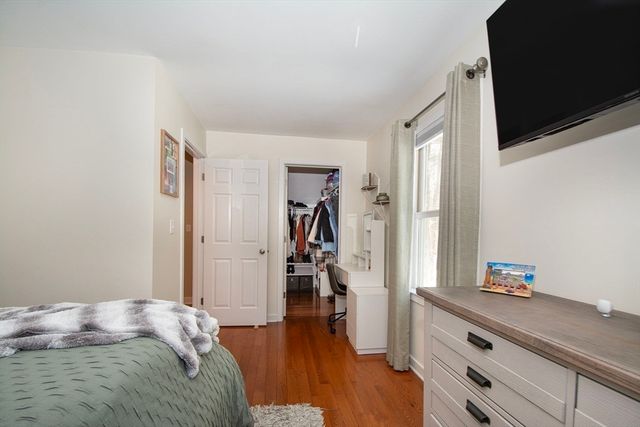 16 Holly Ct 16, Rockland, MA 02370