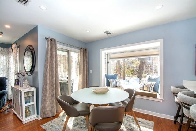 16 Holly Ct 16, Rockland, MA 02370