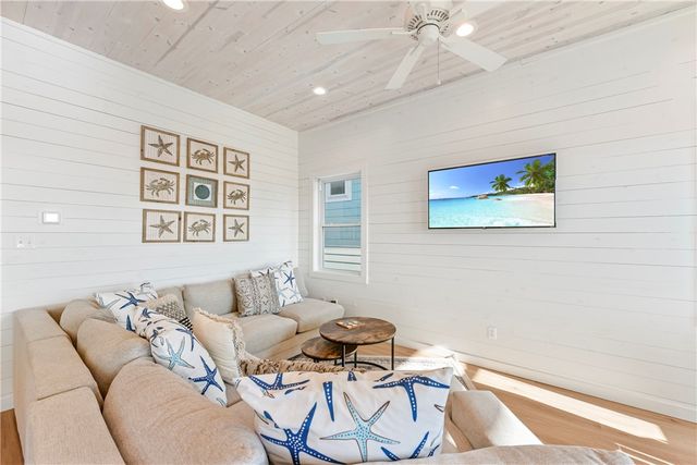 5497 State Highway 361 46, Port Aransas, TX 78373