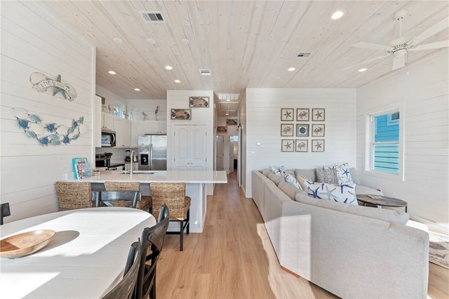 5497 State Highway 361 46, Port Aransas, TX 78373