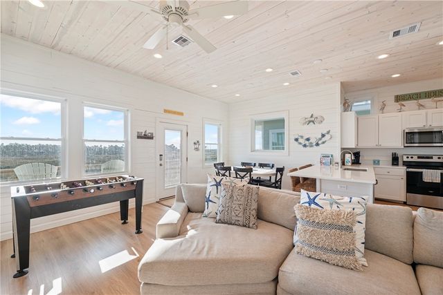 5497 State Highway 361 46, Port Aransas, TX 78373