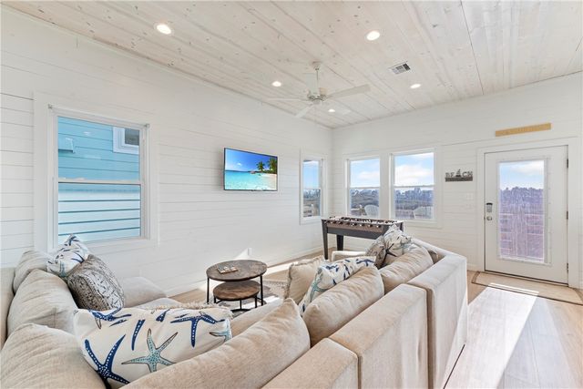 5497 State Highway 361 46, Port Aransas, TX 78373