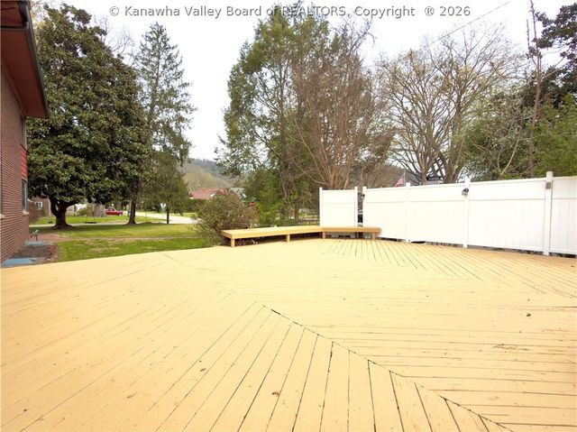 3915 Virginia Avenue, Charleston, WV 25304