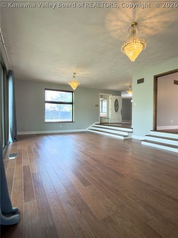 3915 Virginia Avenue, Charleston, WV 25304