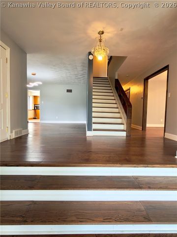 3915 Virginia Avenue, Charleston, WV 25304