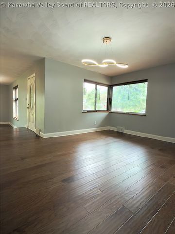 3915 Virginia Avenue, Charleston, WV 25304