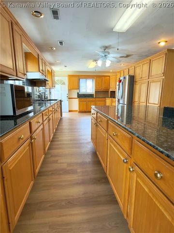 3915 Virginia Avenue, Charleston, WV 25304