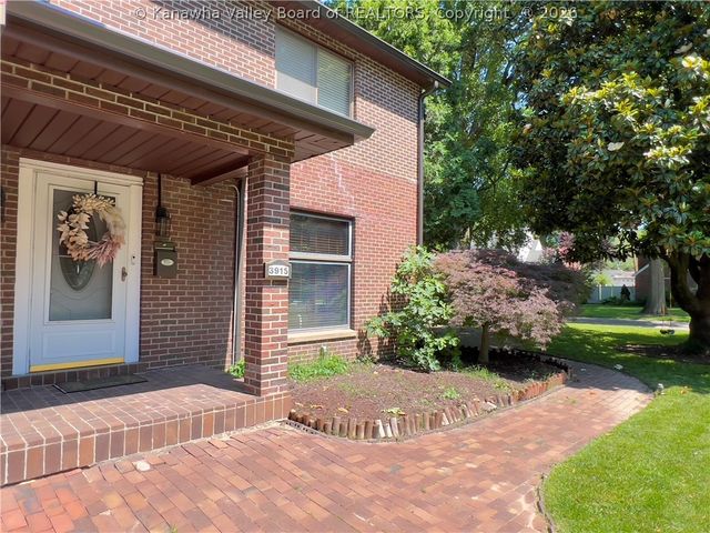 3915 Virginia Avenue, Charleston, WV 25304
