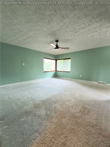 3915 Virginia Avenue, Charleston, WV 25304