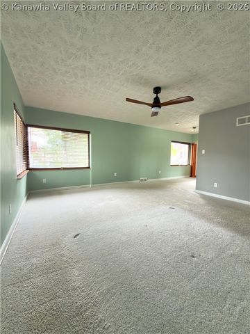 3915 Virginia Avenue, Charleston, WV 25304