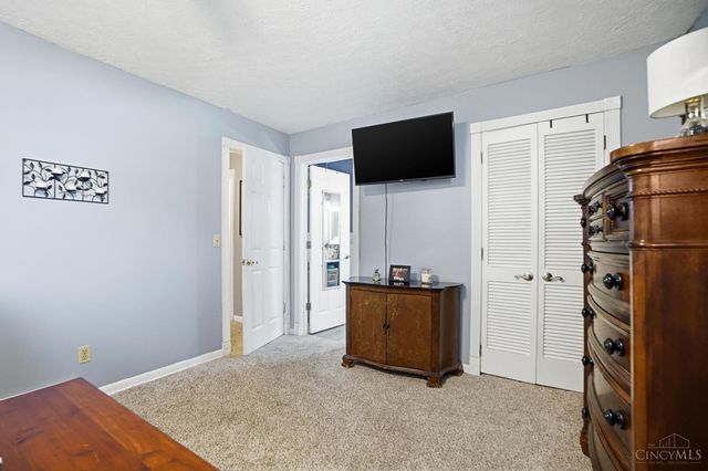 1549 Christine Drive, Fairfield, OH 45014