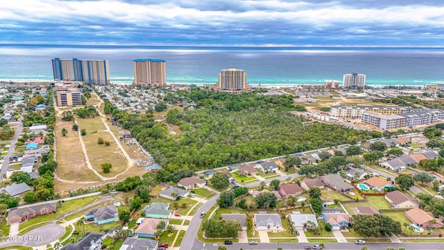 101 Woodtrail Drive, Panama City Beach, FL 32413