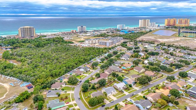 101 Woodtrail Drive, Panama City Beach, FL 32413