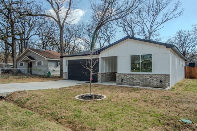 139 Forest Oaks Drive, Gun Barrel City, TX 75156