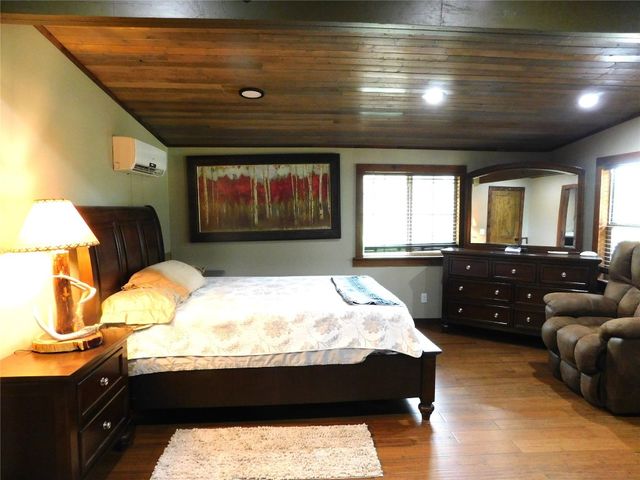 1543 TURKEY TRAIL, Crescent, OK 73028