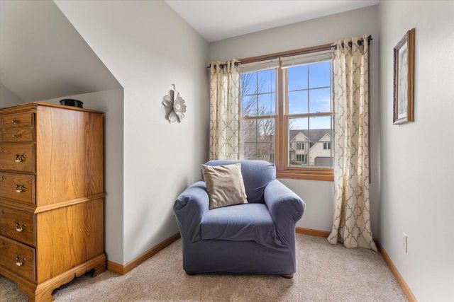 N66W13490 Crestwood DRIVE, Menomonee Falls, WI 53051
