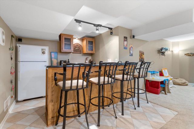 N66W13490 Crestwood DRIVE, Menomonee Falls, WI 53051