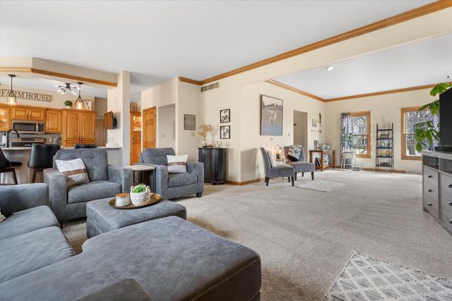 N66W13490 Crestwood DRIVE, Menomonee Falls, WI 53051