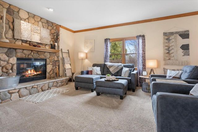 N66W13490 Crestwood DRIVE, Menomonee Falls, WI 53051