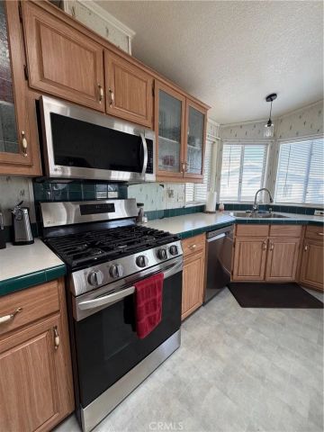 27361 Sierra Hwy. 119, Canyon Country, CA 91351