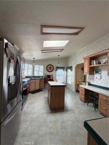 27361 Sierra Hwy. 119, Canyon Country, CA 91351