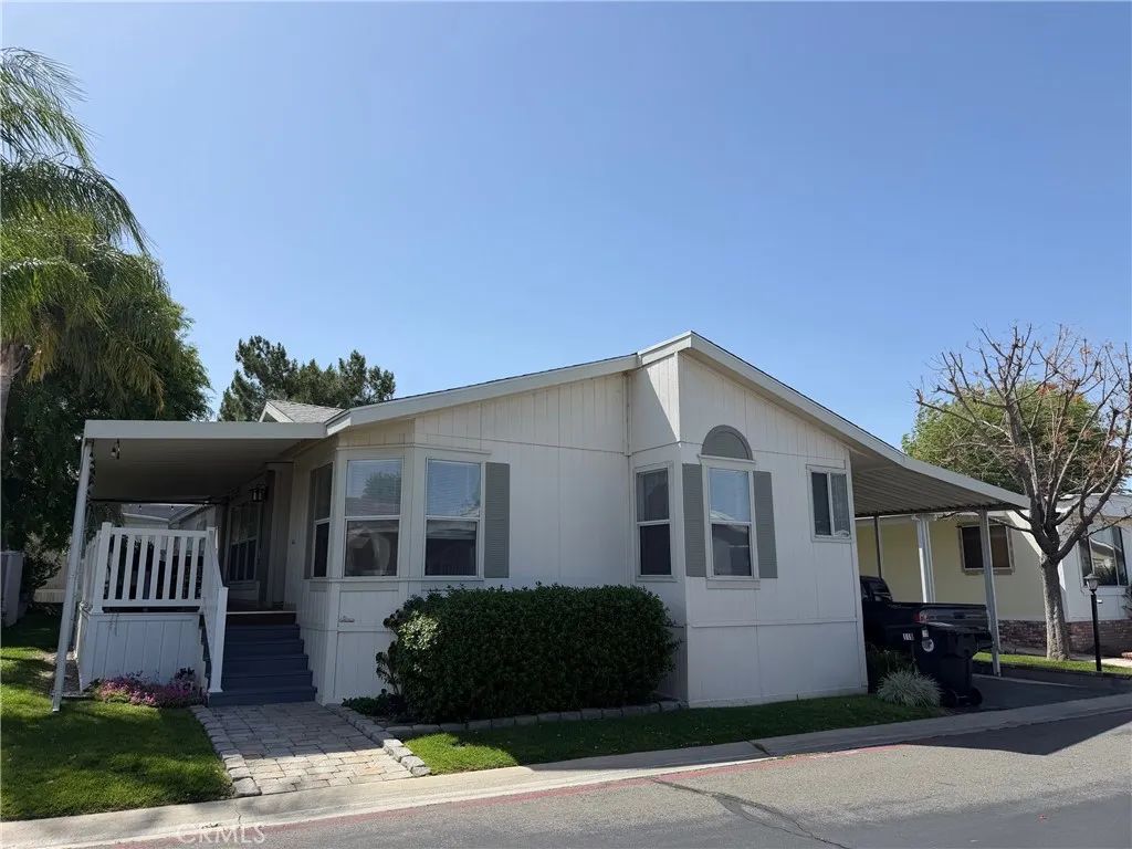 27361 Sierra Hwy. 119, Canyon Country, CA 91351