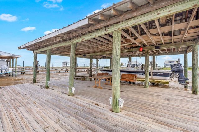 3785 Lake Breeze Road, Lake Charles, LA 70605