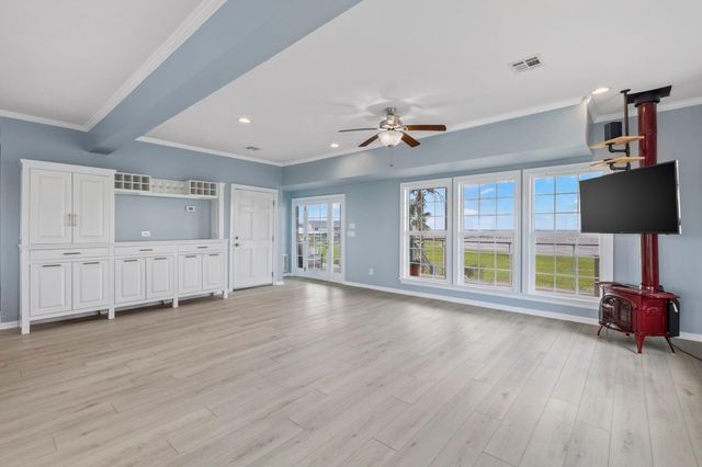 3785 Lake Breeze Road, Lake Charles, LA 70605