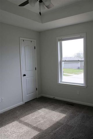 1206 Viola Street, Smithville, MO 64089