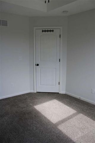 1206 Viola Street, Smithville, MO 64089