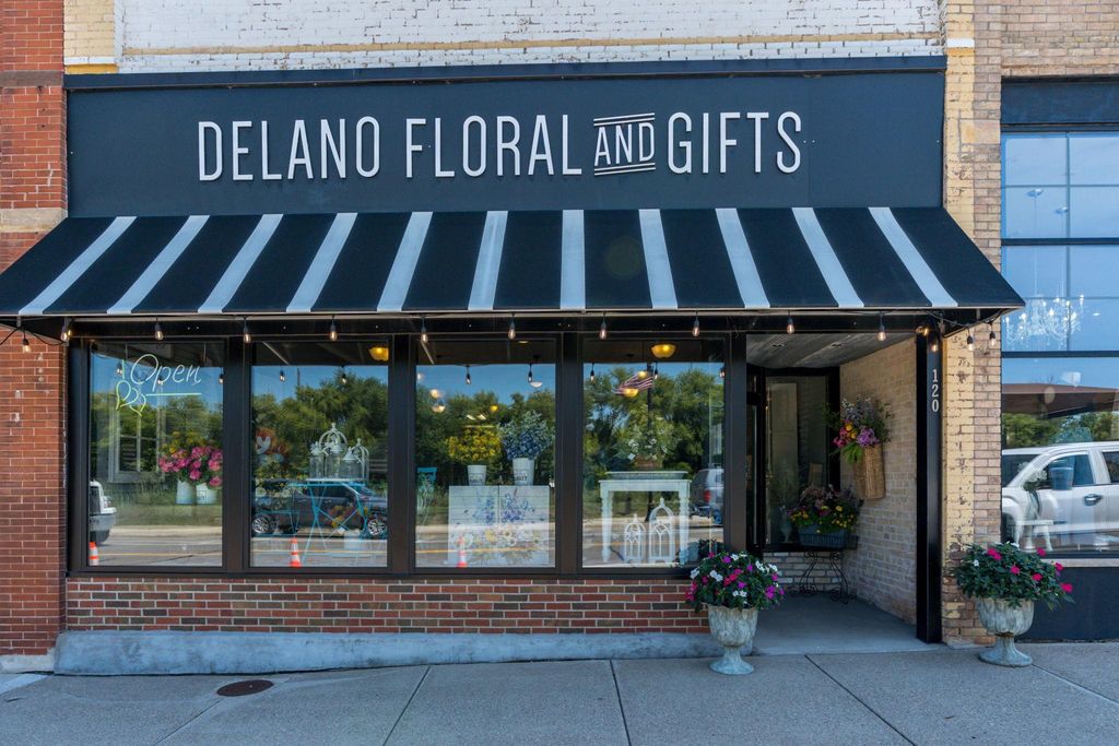 120 River Street N, Delano, MN 55328 — exterior