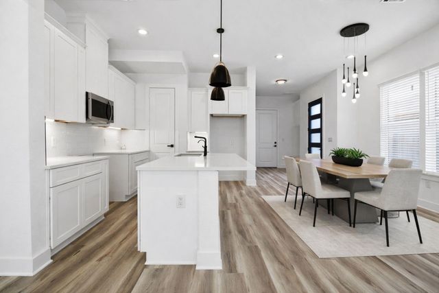 6723 Burkett Street, Houston, TX 77021