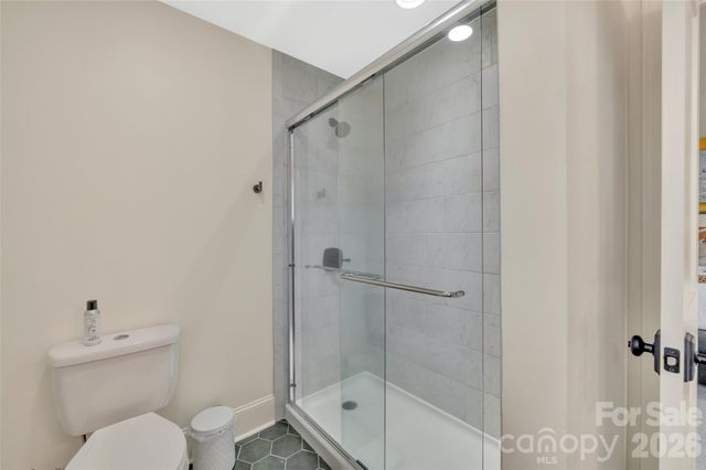 1337 Whispering Oaks Circle, Matthews, NC 28104