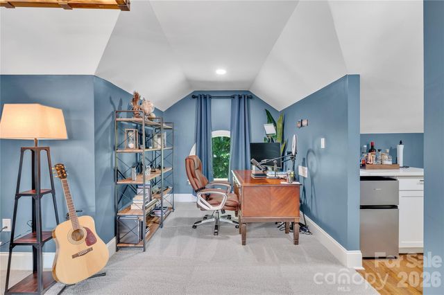1337 Whispering Oaks Circle, Matthews, NC 28104