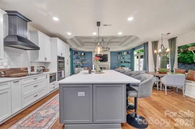1337 Whispering Oaks Circle, Matthews, NC 28104