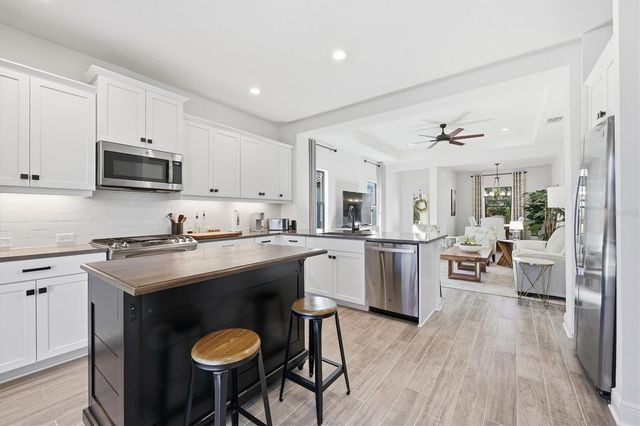 216 BRIENZA LOOP, Nokomis, FL 34275